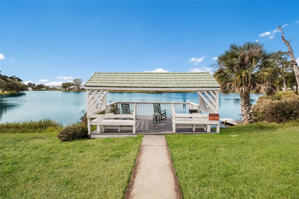 待售: $339,000 (2 贝兹, 2 浴室, 1485 平方英尺)