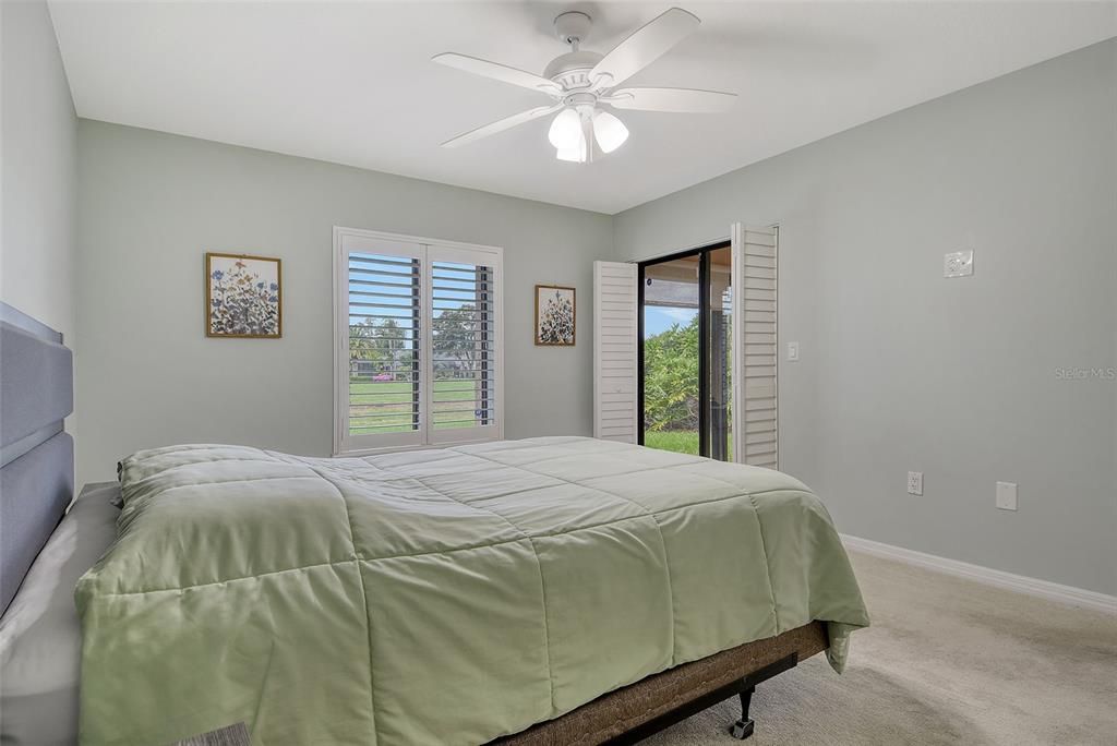 For Sale: $329,000 (2 beds, 2 baths, 1312 Square Feet)