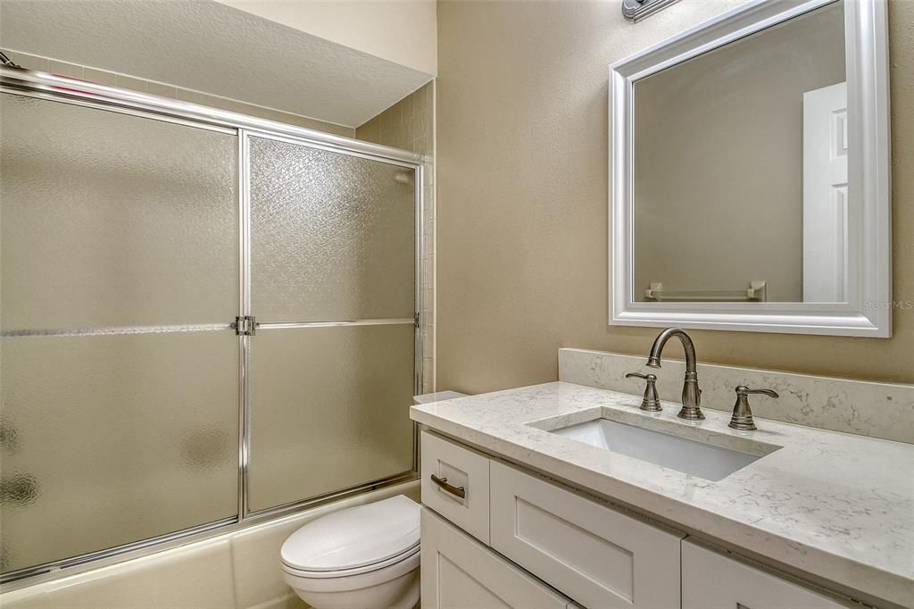 For Sale: $329,000 (2 beds, 2 baths, 1312 Square Feet)