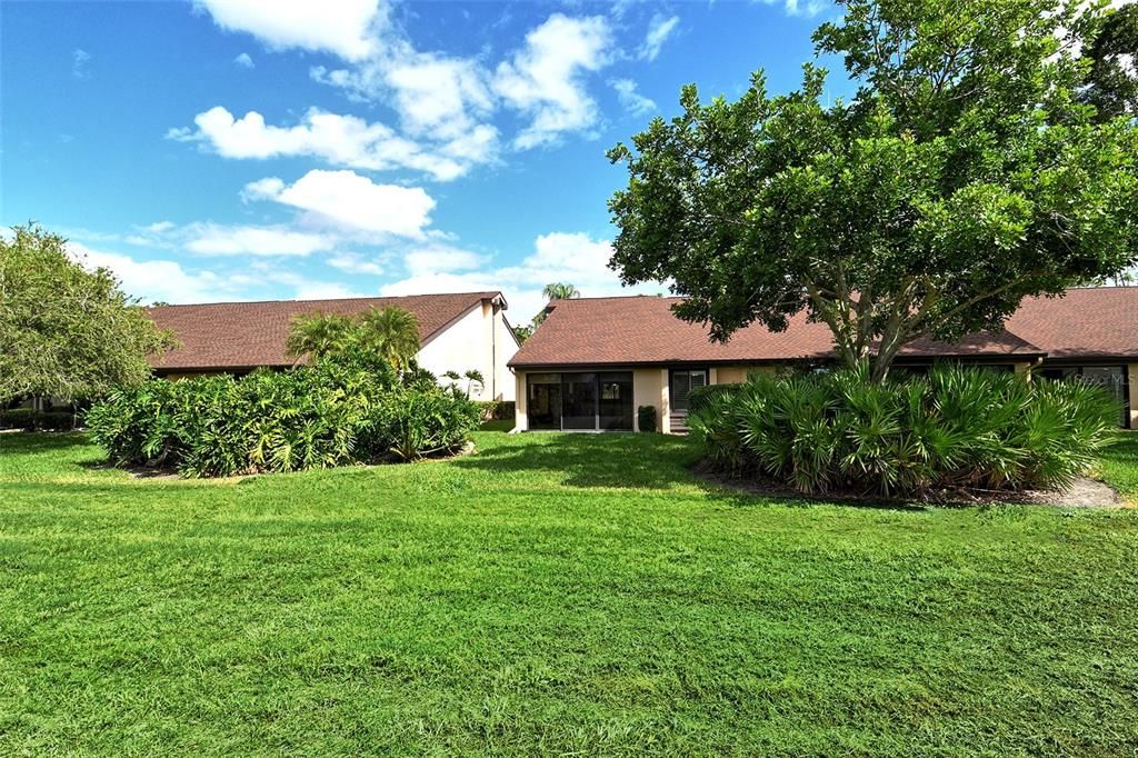 For Sale: $329,000 (2 beds, 2 baths, 1312 Square Feet)