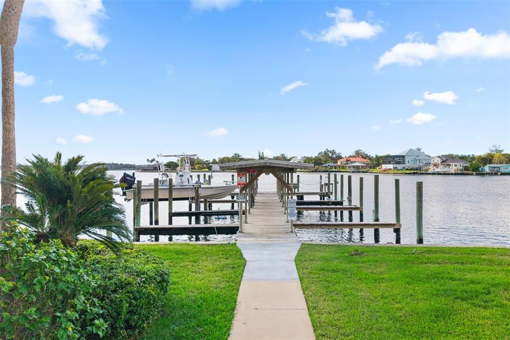 待售: $439,900 (2 贝兹, 2 浴室, 1431 平方英尺)