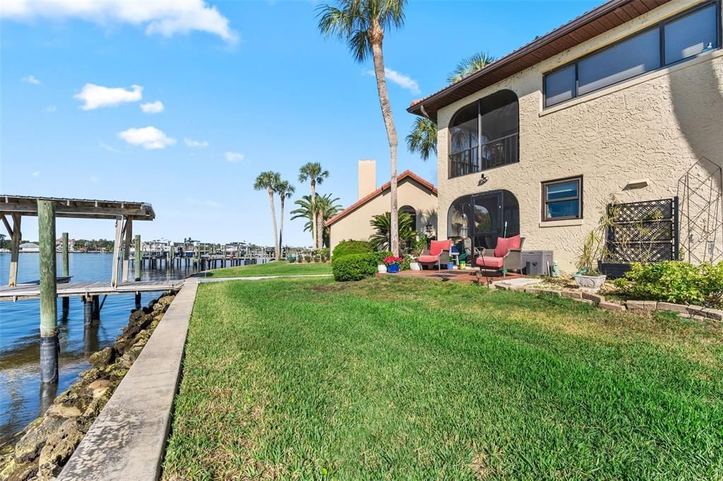 待售: $439,900 (2 贝兹, 2 浴室, 1431 平方英尺)