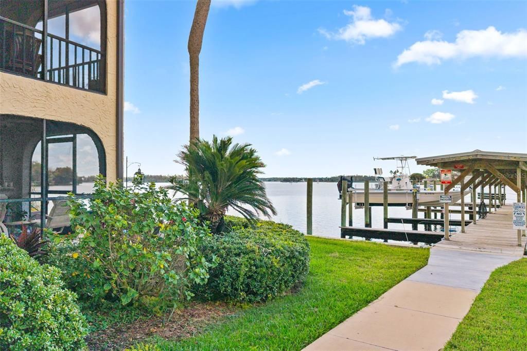 待售: $439,900 (2 贝兹, 2 浴室, 1431 平方英尺)