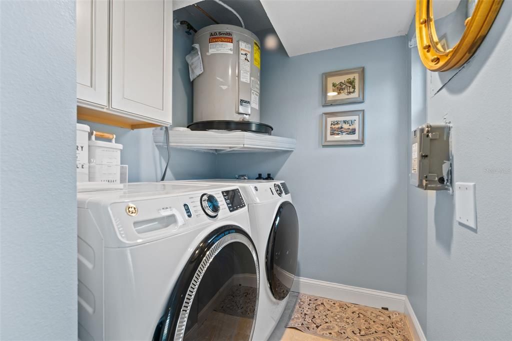 待售: $439,900 (2 贝兹, 2 浴室, 1431 平方英尺)