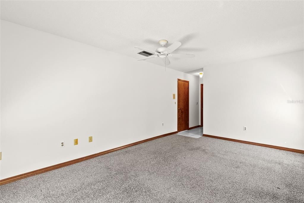 В аренду: $1,595 (2 спален, 2 ванн, 1528 Квадратных фут)