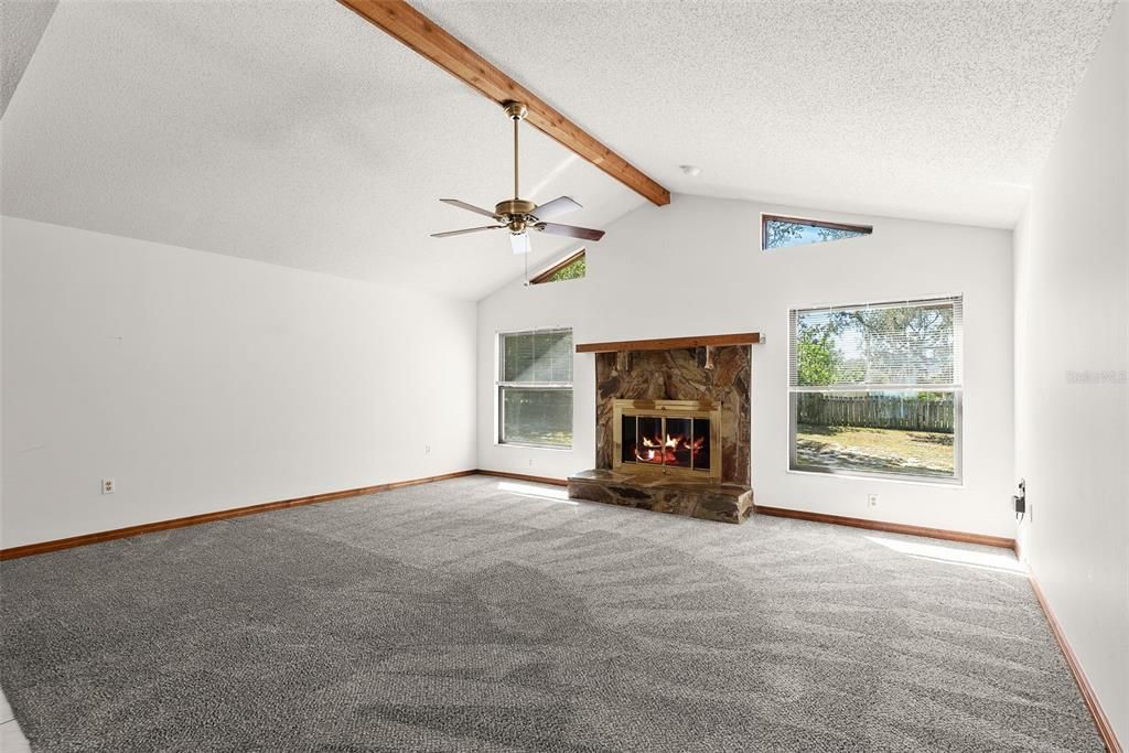 В аренду: $1,595 (2 спален, 2 ванн, 1528 Квадратных фут)