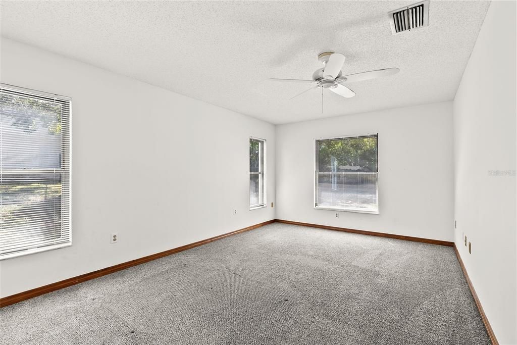 В аренду: $1,595 (2 спален, 2 ванн, 1528 Квадратных фут)