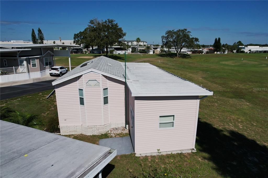 待售: $152,000 (2 贝兹, 1 浴室, 490 平方英尺)