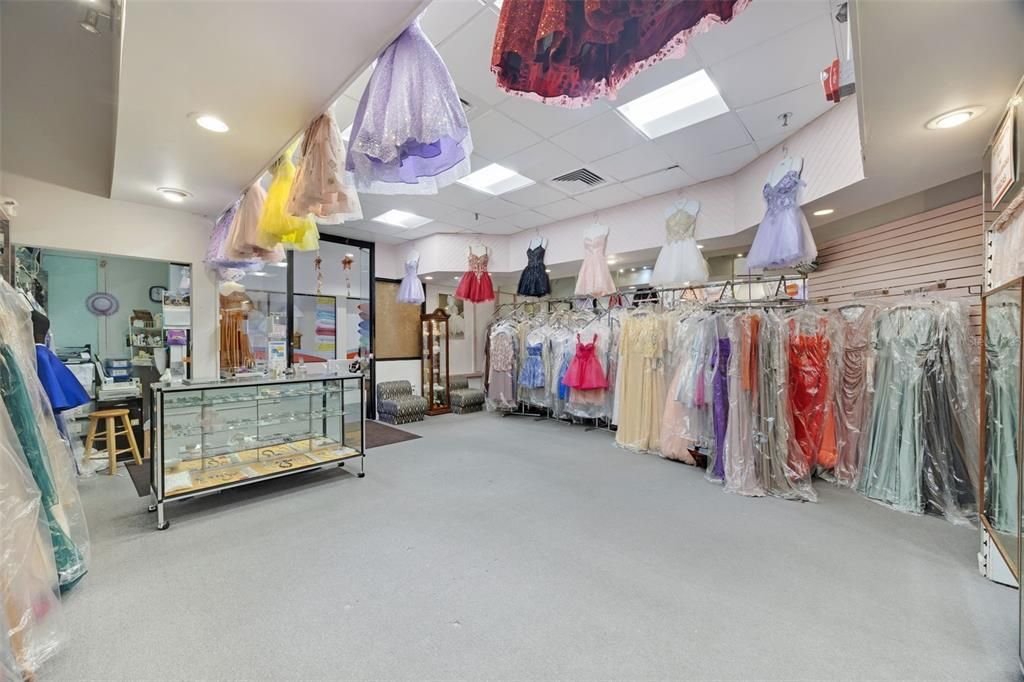 待售: $299,000 (0 贝兹, 0 浴室, 0 平方英尺)