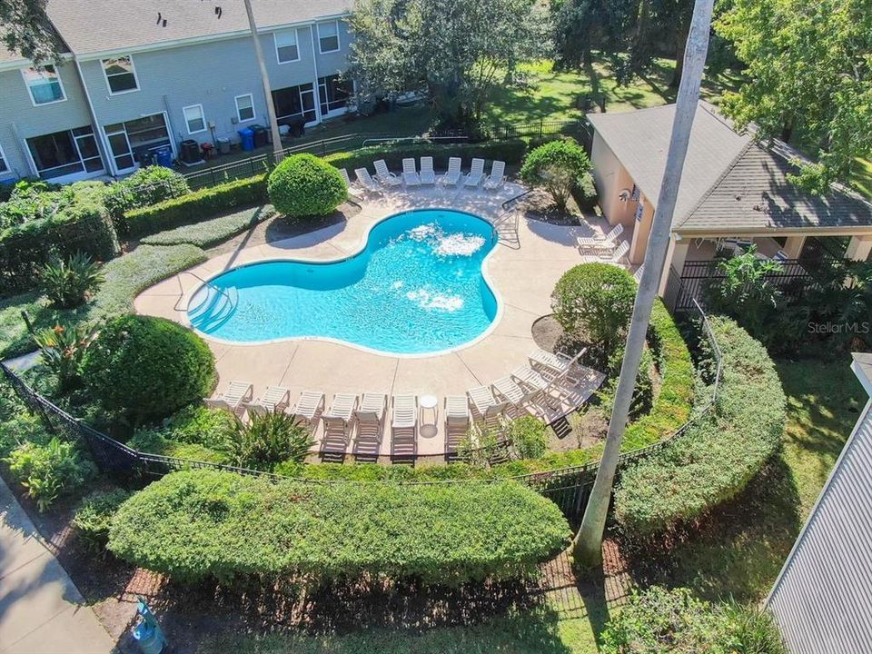 For Rent: $1,750 (2 beds, 1 baths, 1142 Square Feet)