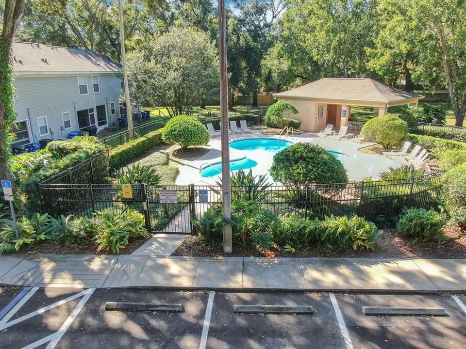 For Rent: $1,750 (2 beds, 1 baths, 1142 Square Feet)