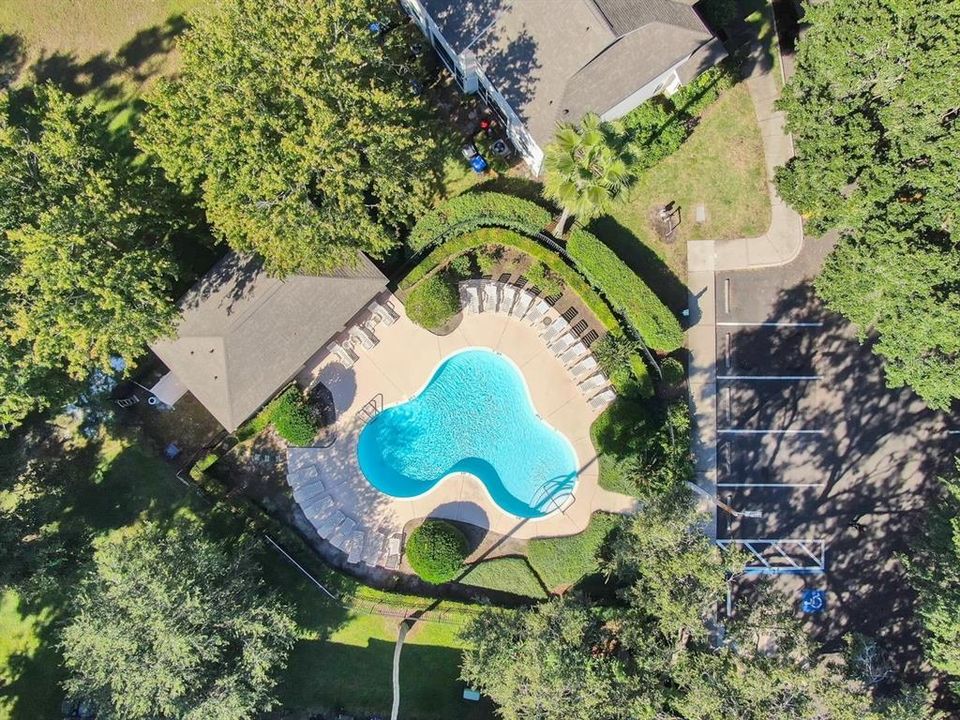 For Rent: $1,750 (2 beds, 1 baths, 1142 Square Feet)