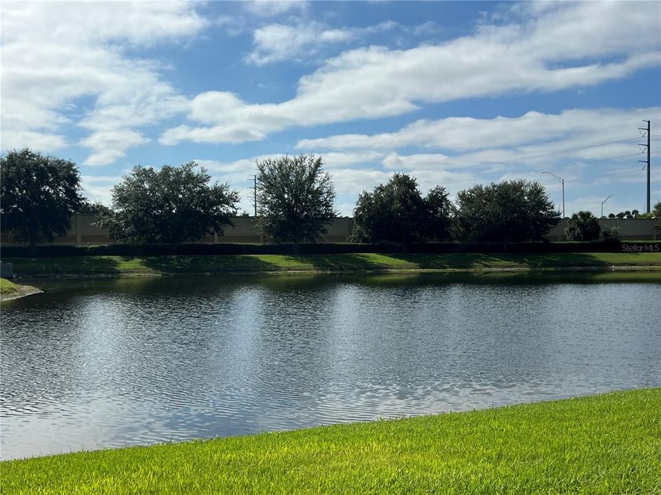 For Rent: $2,200 (3 beds, 2 baths, 1467 Square Feet)