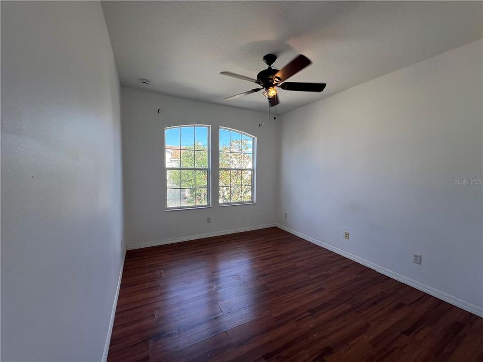 For Rent: $2,200 (3 beds, 2 baths, 1467 Square Feet)