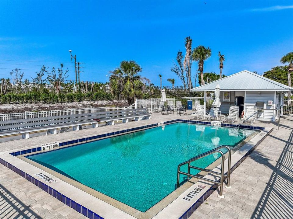 待售: $1,295,000 (2 贝兹, 2 浴室, 1241 平方英尺)