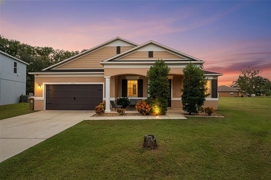 Active With Contract: $399,777 (4 beds, 2 baths, 2328 Square Feet)