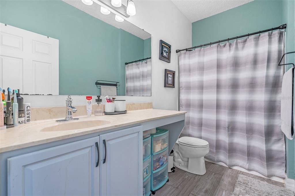 Active With Contract: $399,777 (4 beds, 2 baths, 2328 Square Feet)