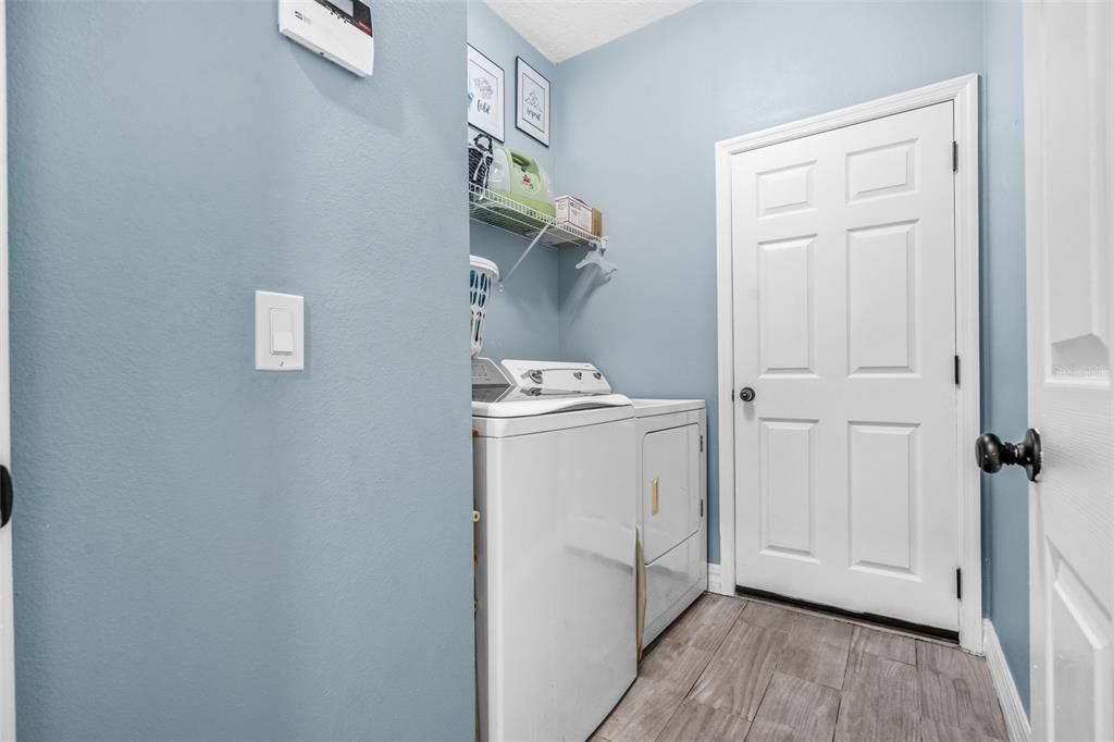 Active With Contract: $399,777 (4 beds, 2 baths, 2328 Square Feet)