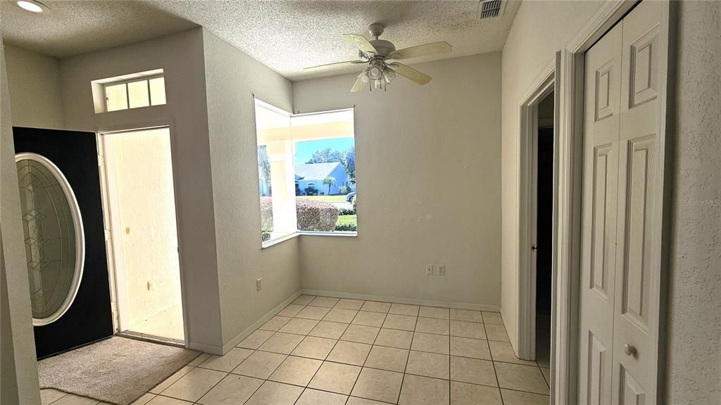 For Sale: $299,999 (4 beds, 2 baths, 1840 Square Feet)