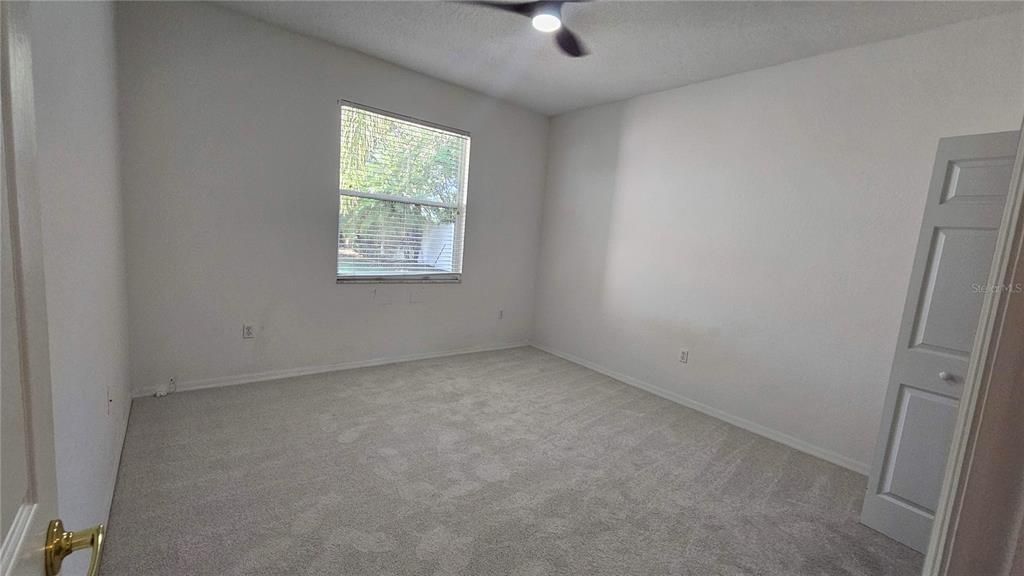 For Sale: $299,999 (4 beds, 2 baths, 1840 Square Feet)