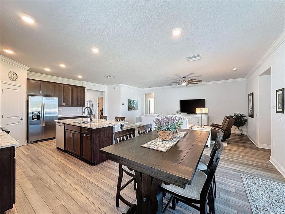 Active With Contract: $518,000 (3 beds, 2 baths, 1987 Square Feet)