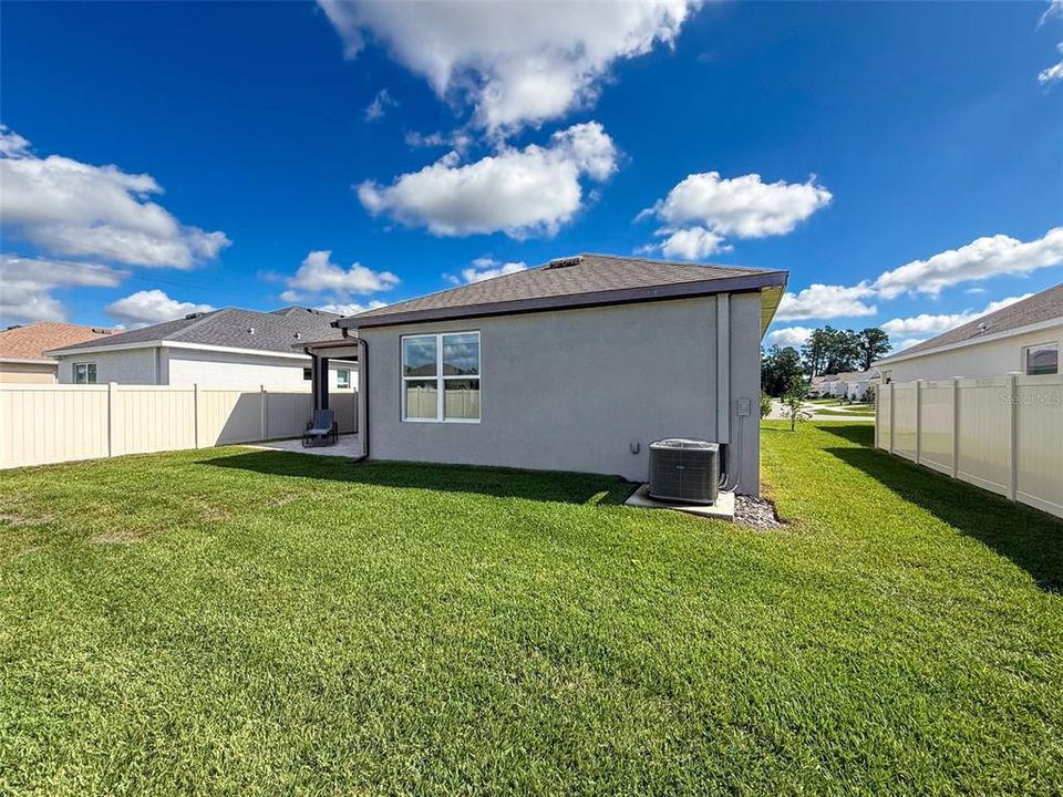 Active With Contract: $518,000 (3 beds, 2 baths, 1987 Square Feet)