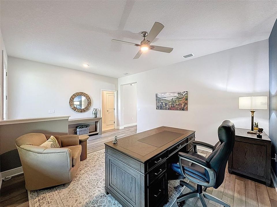 Active With Contract: $518,000 (3 beds, 2 baths, 1987 Square Feet)