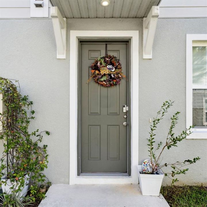 For Sale: $390,000 (3 beds, 2 baths, 1833 Square Feet)