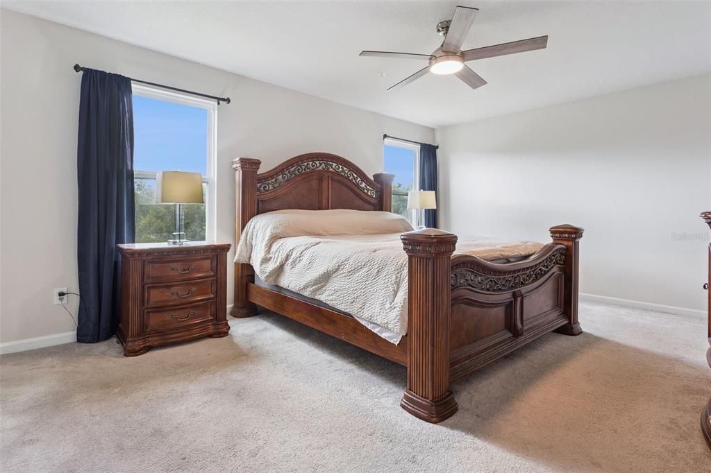 For Sale: $390,000 (3 beds, 2 baths, 1833 Square Feet)