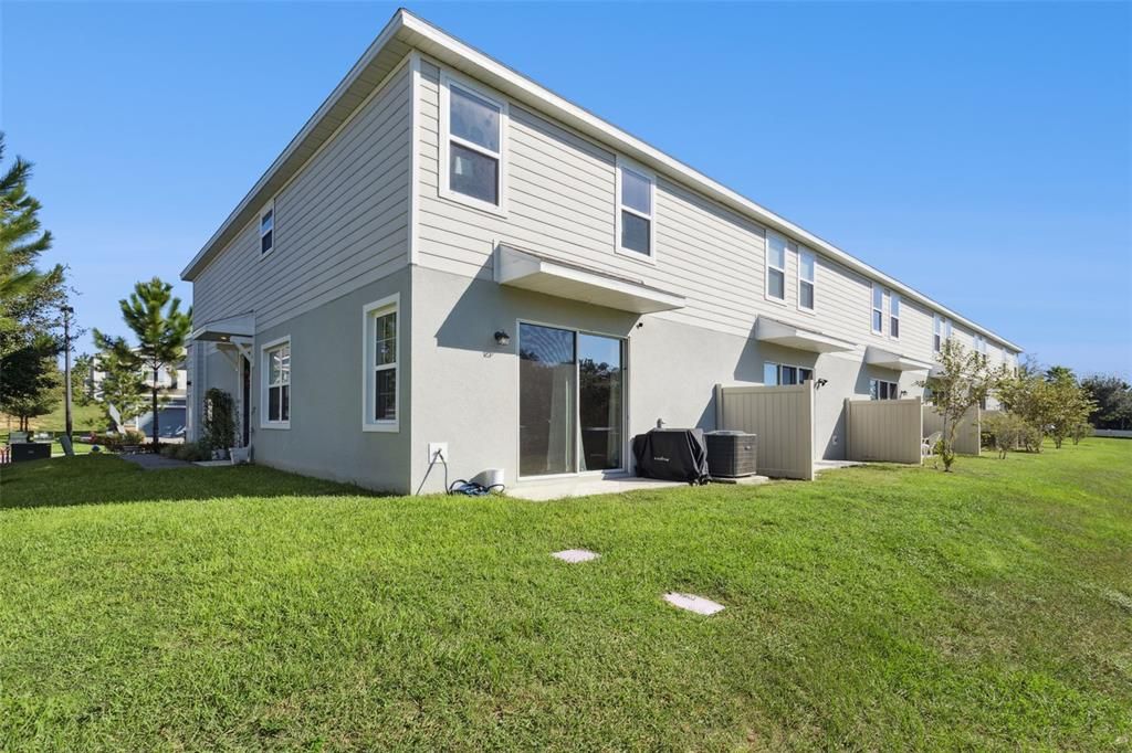 For Sale: $390,000 (3 beds, 2 baths, 1833 Square Feet)