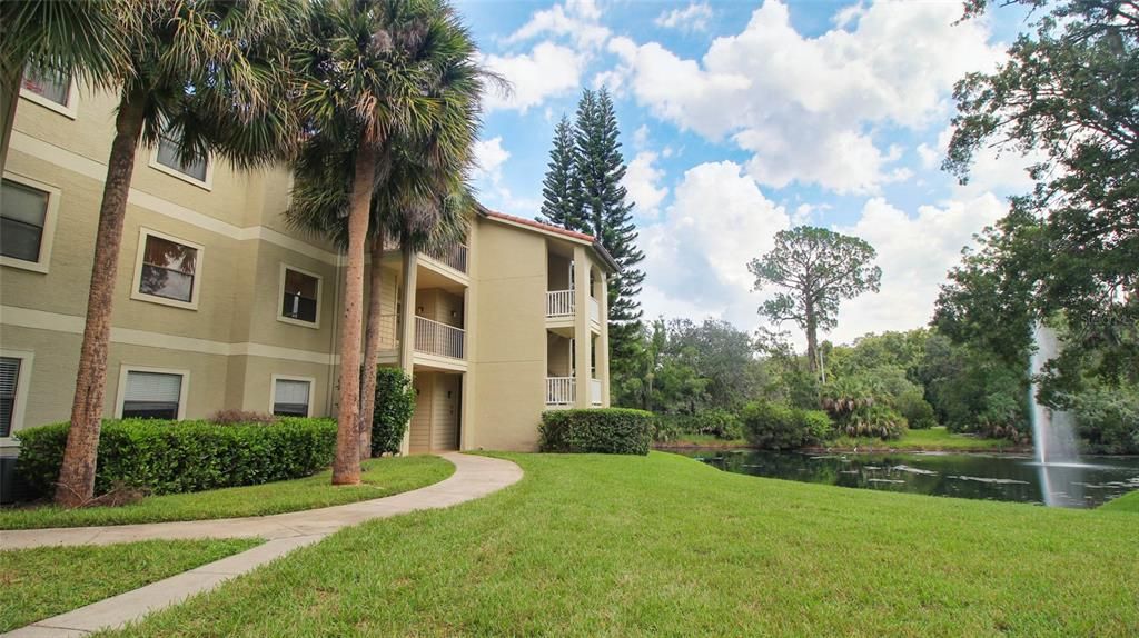 В аренду: $1,595 (2 спален, 2 ванн, 937 Квадратных фут)