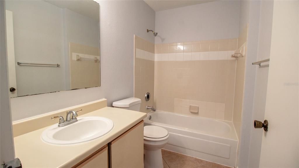 В аренду: $1,595 (2 спален, 2 ванн, 937 Квадратных фут)