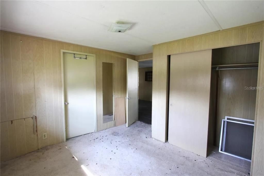 待售: $65,000 (2 贝兹, 1 浴室, 744 平方英尺)