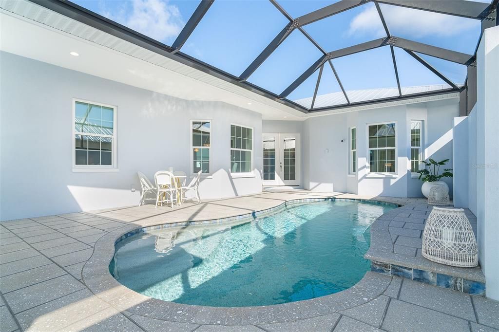 На продажу: $675,000 (3 спален, 3 ванн, 2126 Квадратных фут)