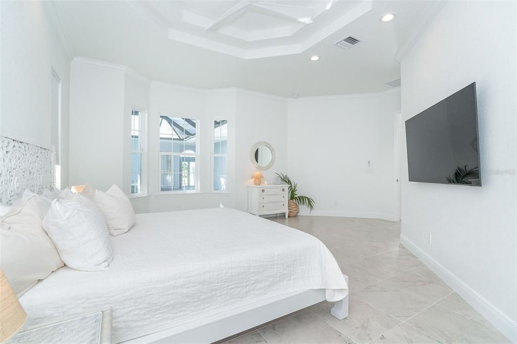 На продажу: $675,000 (3 спален, 3 ванн, 2126 Квадратных фут)