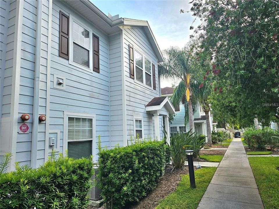 En Renta: $2,700 (4 camas, 3 baños, 1694 Pies cuadrados)