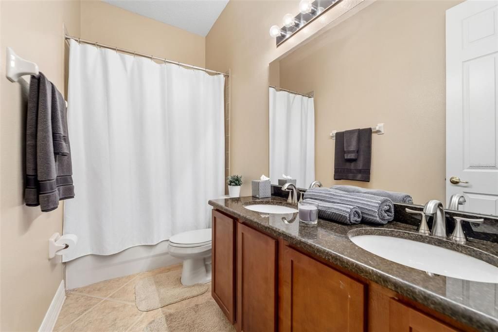 For Sale: $399,000 (4 beds, 3 baths, 2838 Square Feet)