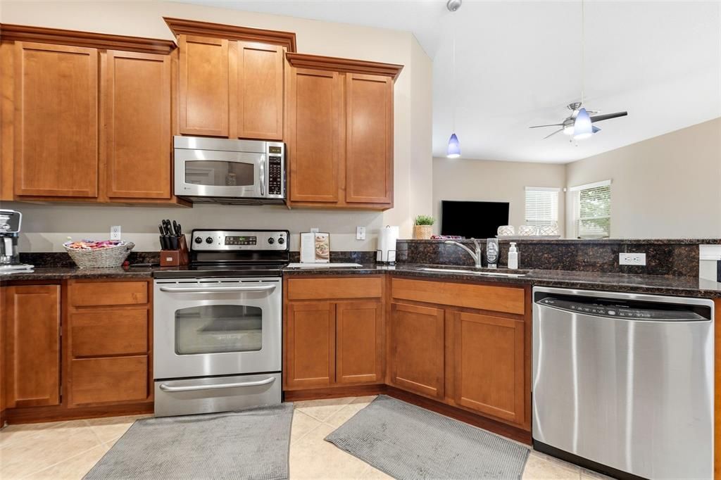 For Sale: $399,000 (4 beds, 3 baths, 2838 Square Feet)