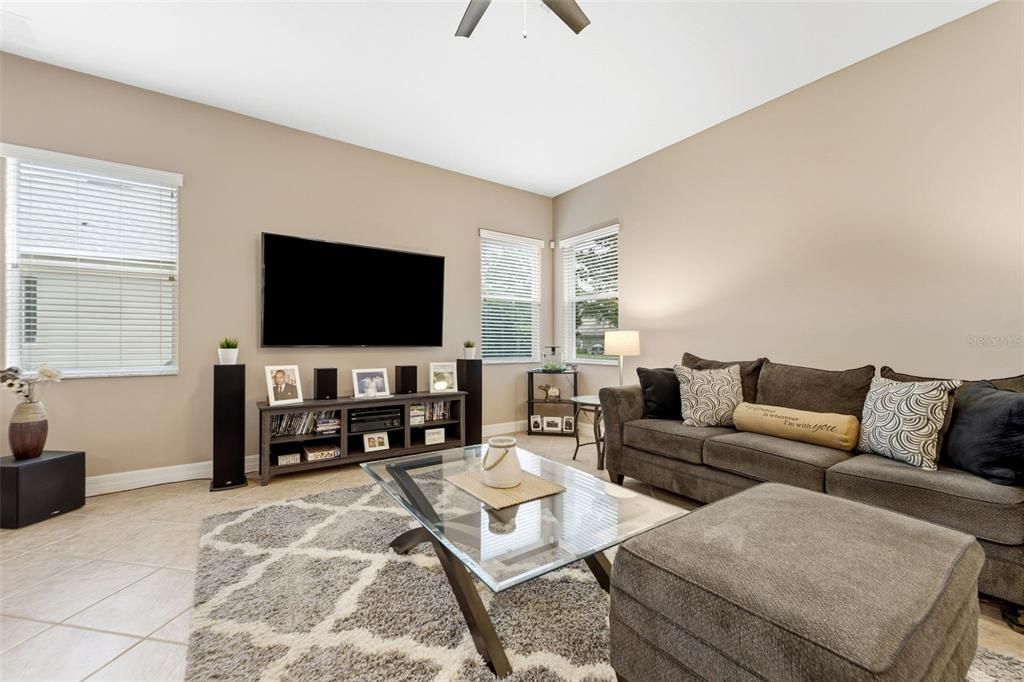 For Sale: $399,000 (4 beds, 3 baths, 2838 Square Feet)