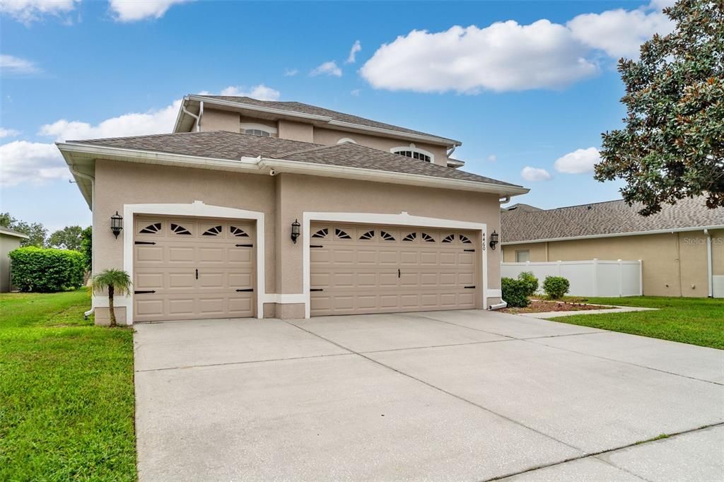 For Sale: $399,000 (4 beds, 3 baths, 2838 Square Feet)