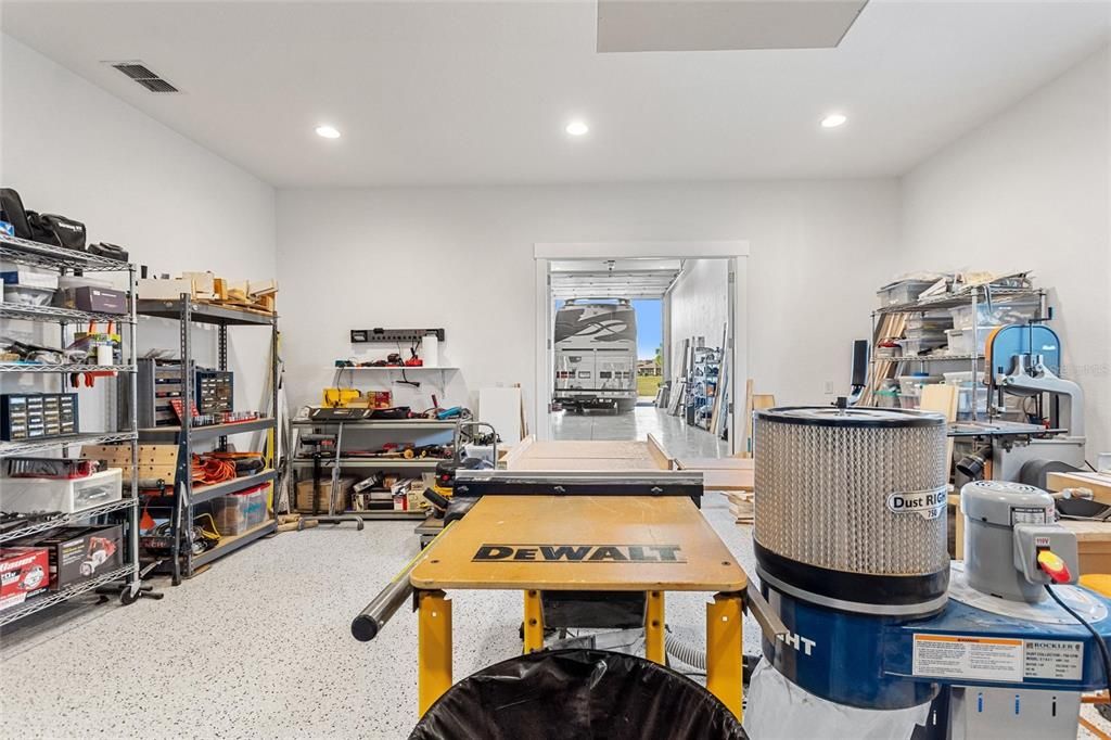 For Sale: $1,300,000 (2 beds, 3 baths, 3936 Square Feet)