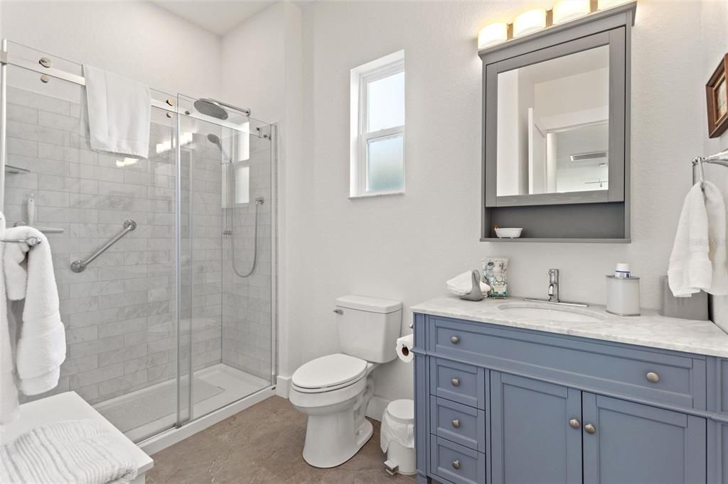 For Sale: $1,300,000 (2 beds, 3 baths, 3936 Square Feet)