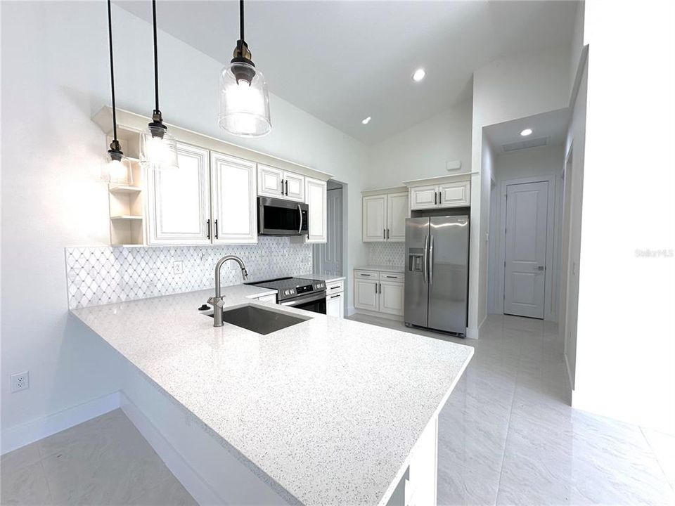 出租: $1,995 (3 贝兹, 2 浴室, 1474 平方英尺)