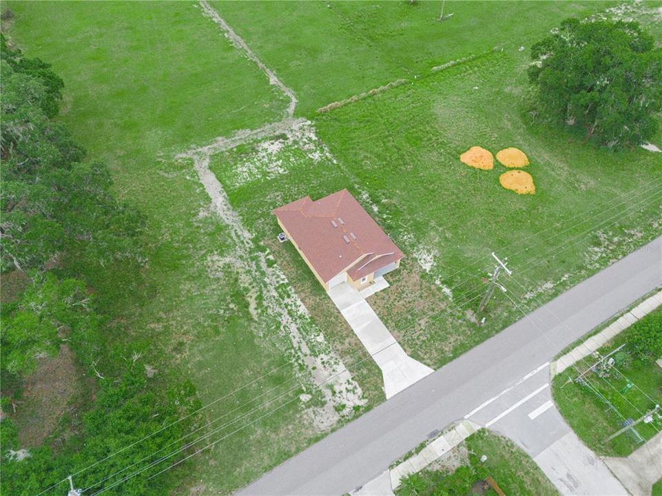 合同活跃: $259,000 (3 贝兹, 2 浴室, 1279 平方英尺)