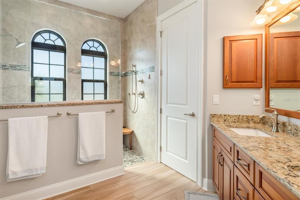 En Venta: $1,450,000 (3 camas, 3 baños, 3208 Pies cuadrados)