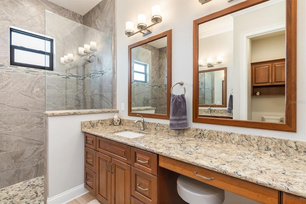 En Venta: $1,450,000 (3 camas, 3 baños, 3208 Pies cuadrados)