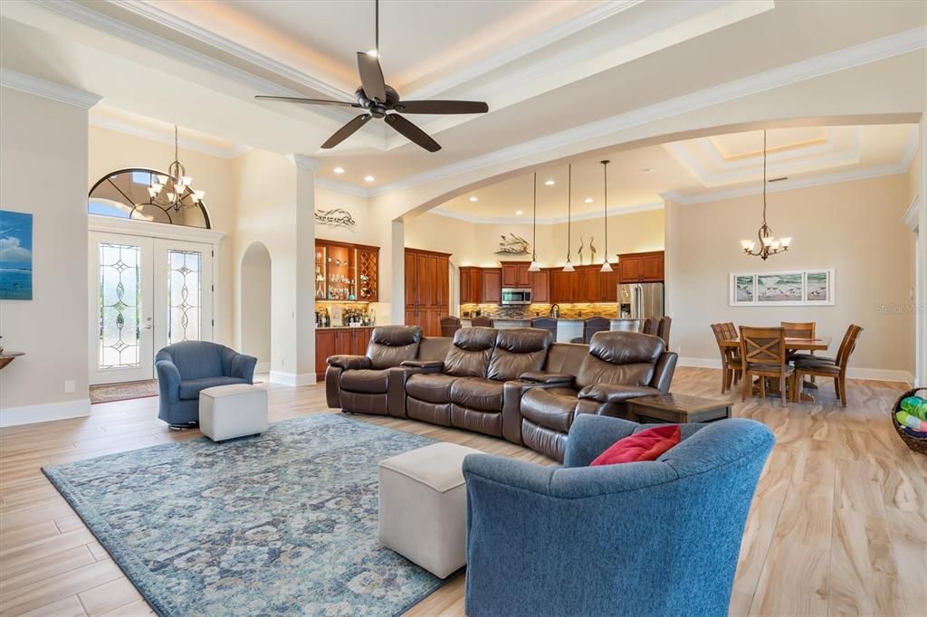 En Venta: $1,450,000 (3 camas, 3 baños, 3208 Pies cuadrados)