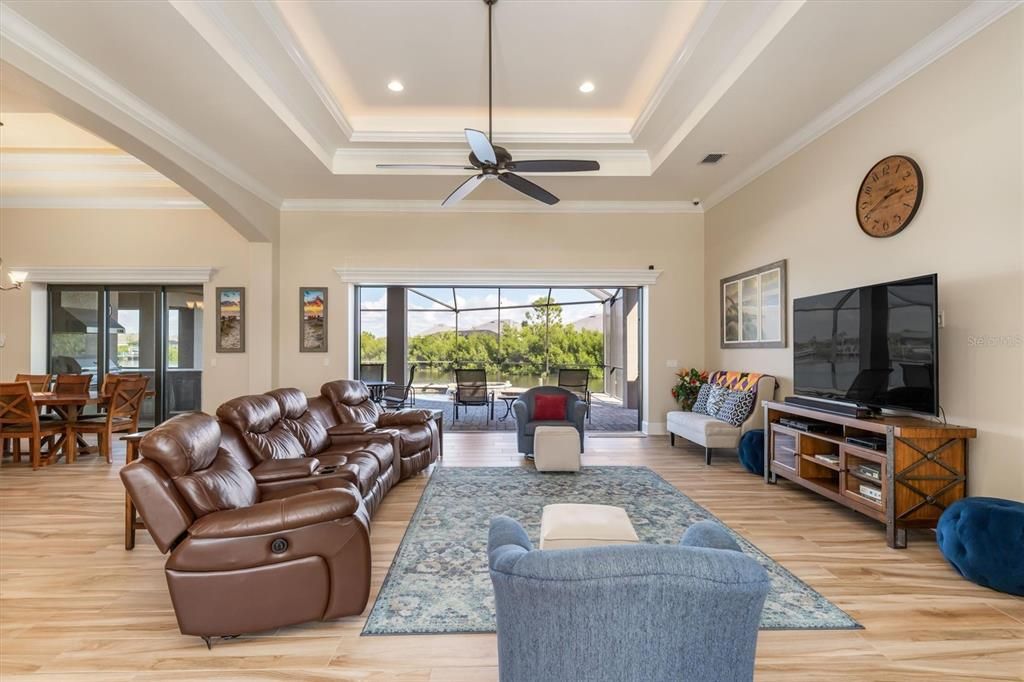 En Venta: $1,450,000 (3 camas, 3 baños, 3208 Pies cuadrados)