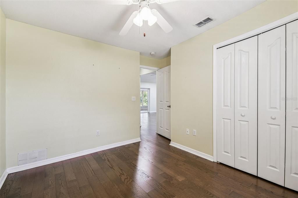 For Sale: $350,000 (3 beds, 2 baths, 1312 Square Feet)
