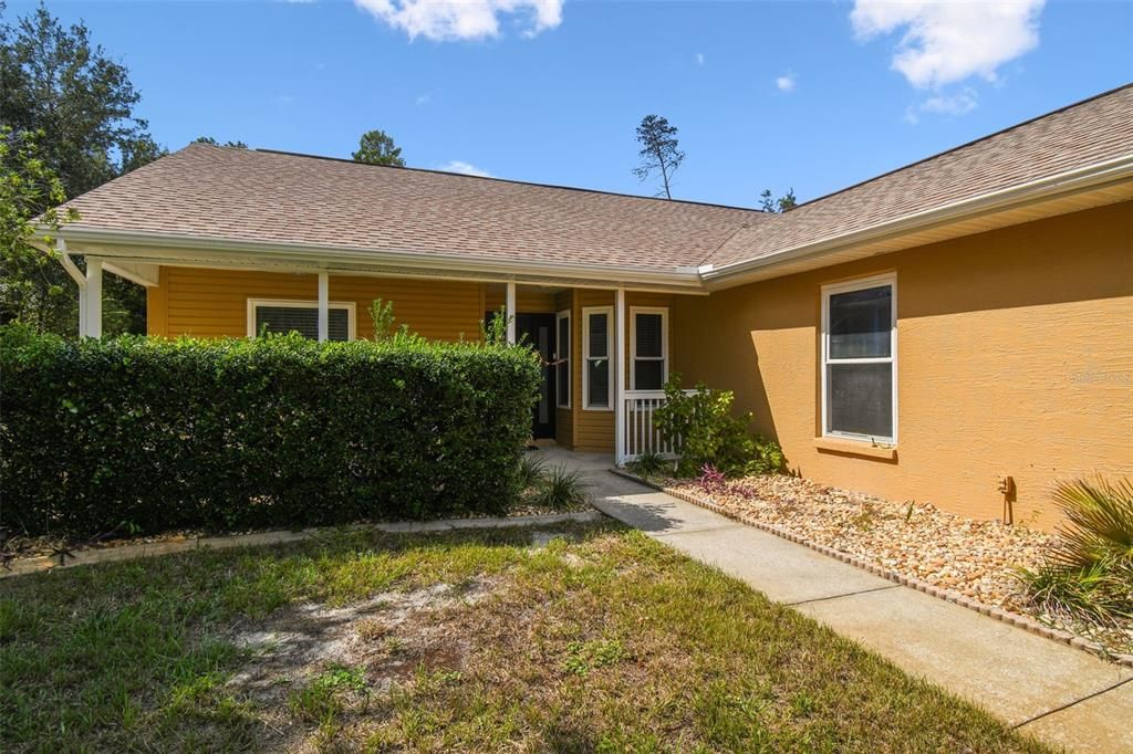 For Sale: $350,000 (3 beds, 2 baths, 1312 Square Feet)